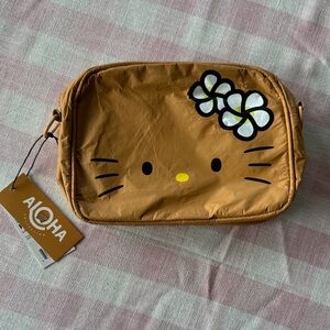 Hawaii-exclusive Hello Kitty Aloha Collection bag